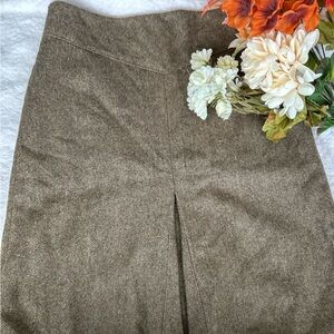 Gap  brown tweed skirt size 4 zip side one pleated front